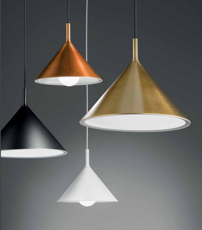 GEALUCE Sospensione con montatura in alluminio. Finitura bianco-nero-ottone-rame. 1XE27 non incl. BARBIE GEALUCE Sospensione con montatura in alluminio. Finitura bianco-nero-ottone-rame. 1XE27 non incl. BARBIE